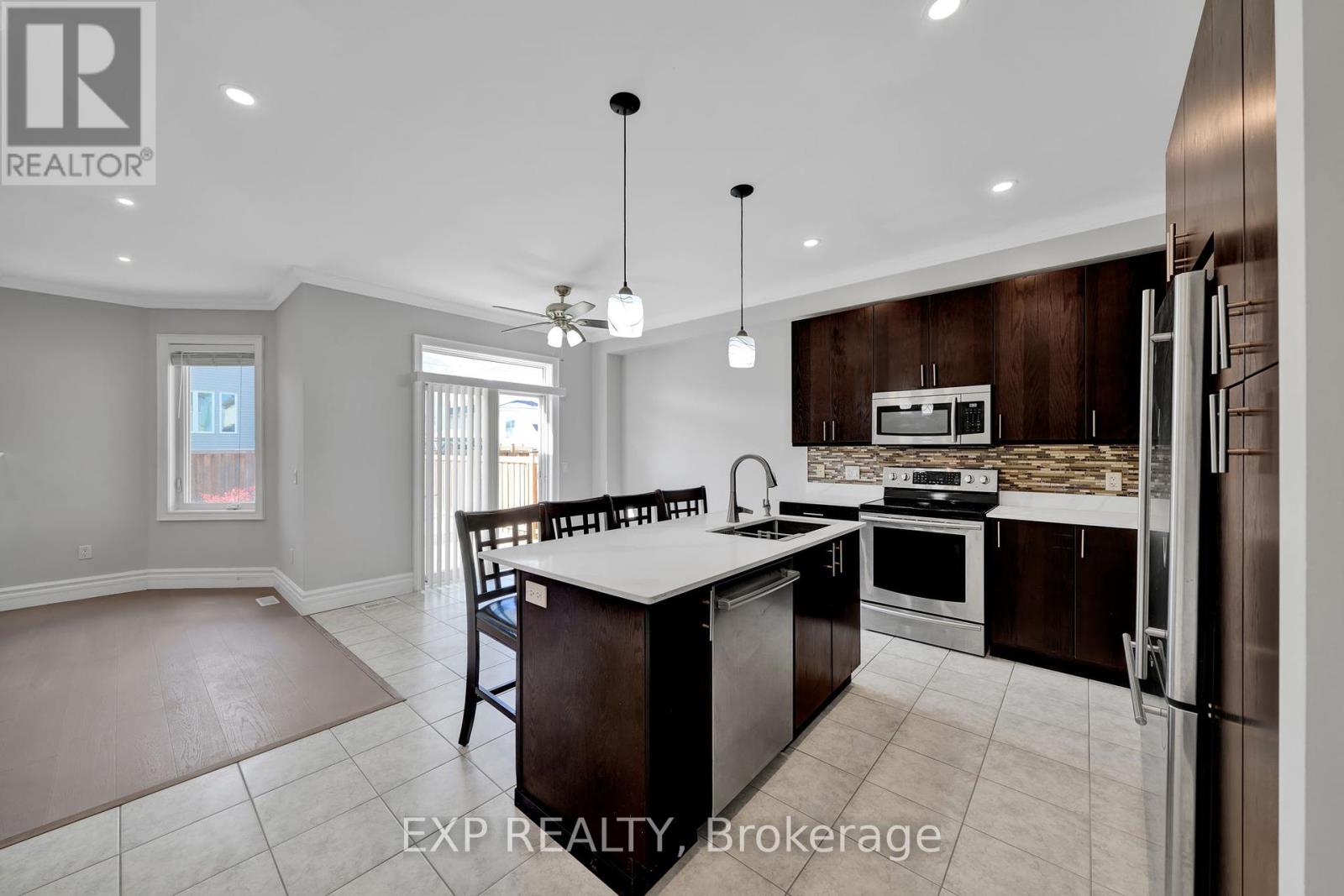 408 Galbraith Street, Shelburne, Ontario  L9V 3W1 - Photo 13 - X12461467