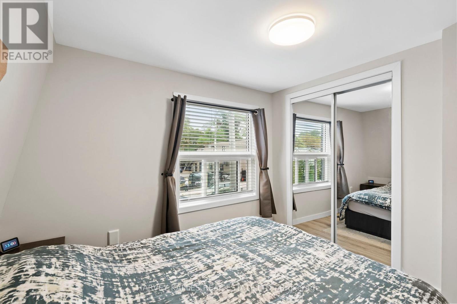 1254 Woodbine Avenue, Toronto, Ontario  M4C 4E6 - Photo 20 - E12461406