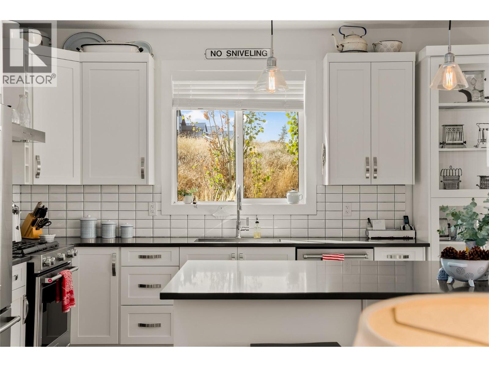 342 Grange Drive, Vernon, British Columbia  V1H 2M1 - Photo 10 - 10365588