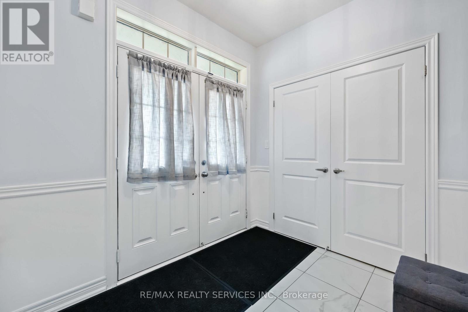 40 Mersey Street, Vaughan, Ontario  L4H 3N5 - Photo 4 - N12461419