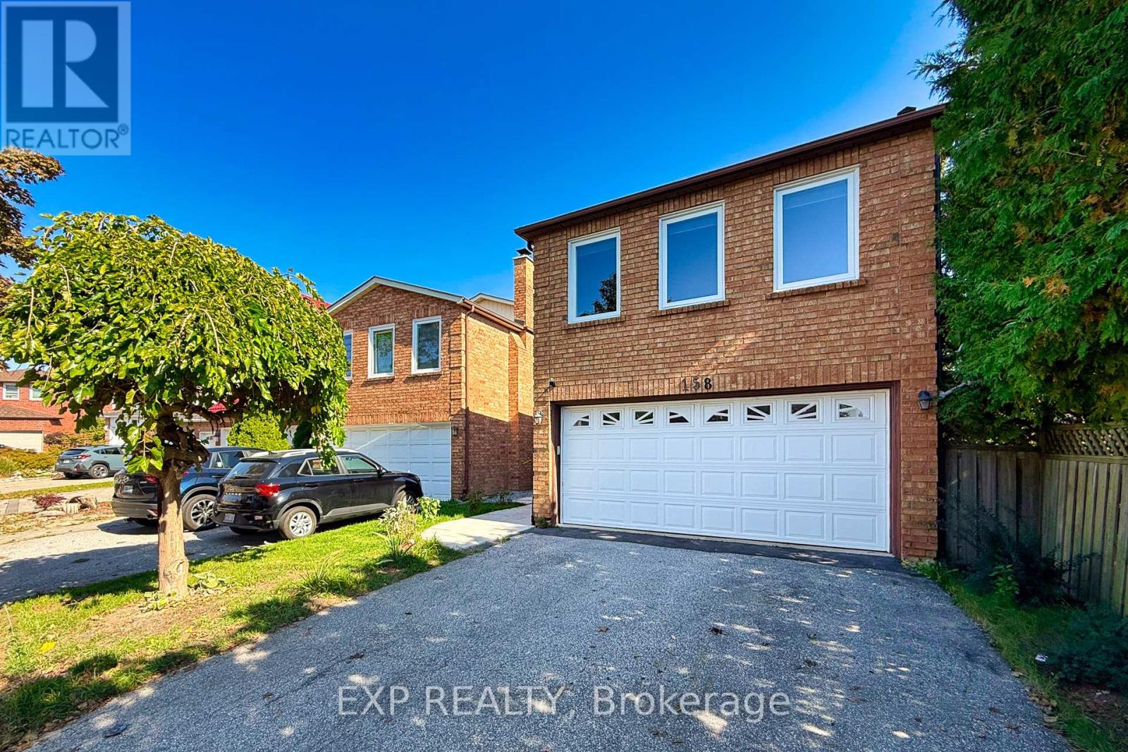 158 Millcroft Way, Vaughan, Ontario  L4J 6P6 - Photo 2 - N12461428