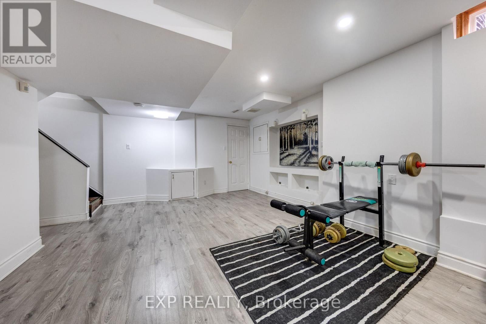 158 Millcroft Way, Vaughan, Ontario  L4J 6P6 - Photo 35 - N12461428