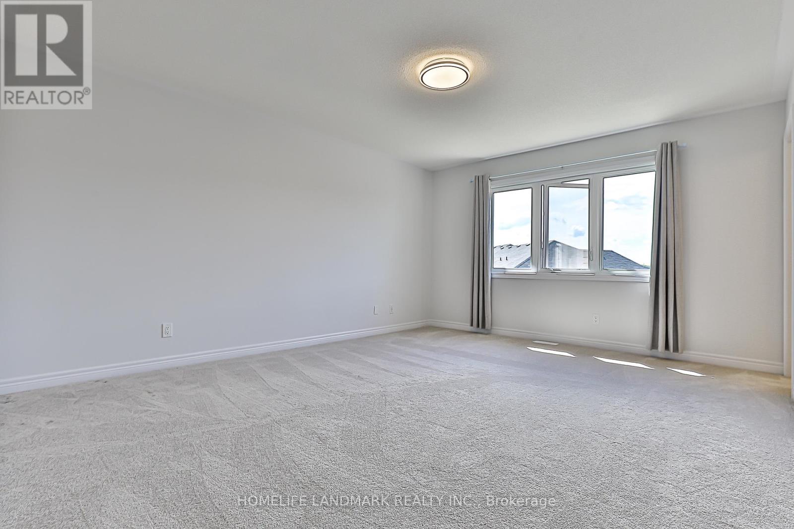 135 Lageer Drive, Whitchurch-Stouffville, Ontario  L4A 4V2 - Photo 16 - N12461440