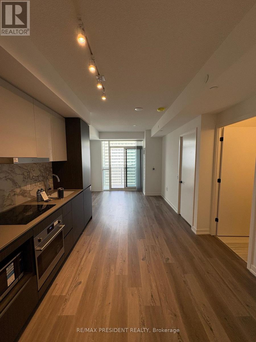4502 - 28 Interchange Way, Vaughan, Ontario  L4K 0P8 - Photo 3 - N12461444