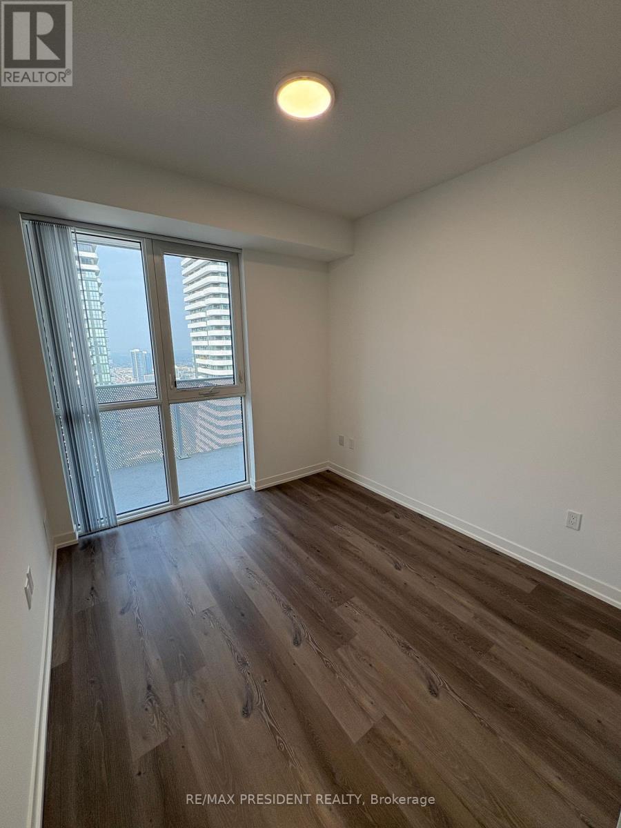 4502 - 28 Interchange Way, Vaughan, Ontario  L4K 0P8 - Photo 7 - N12461444
