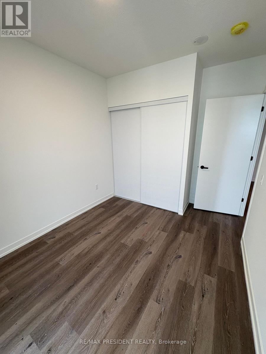 4502 - 28 Interchange Way, Vaughan, Ontario  L4K 0P8 - Photo 8 - N12461444
