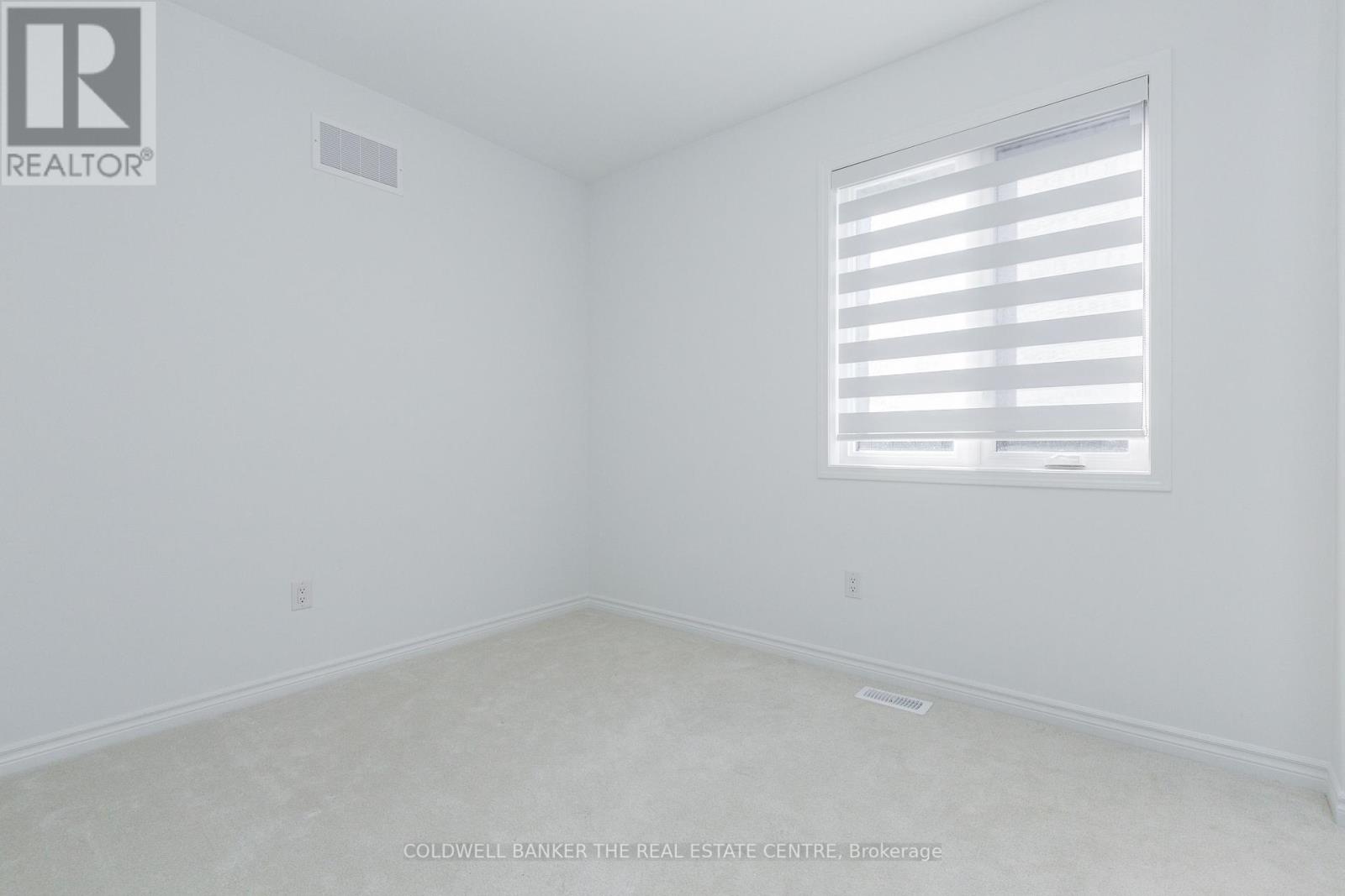 550 Mika Street, Innisfil, Ontario  L9S 0S3 - Photo 22 - N12461452