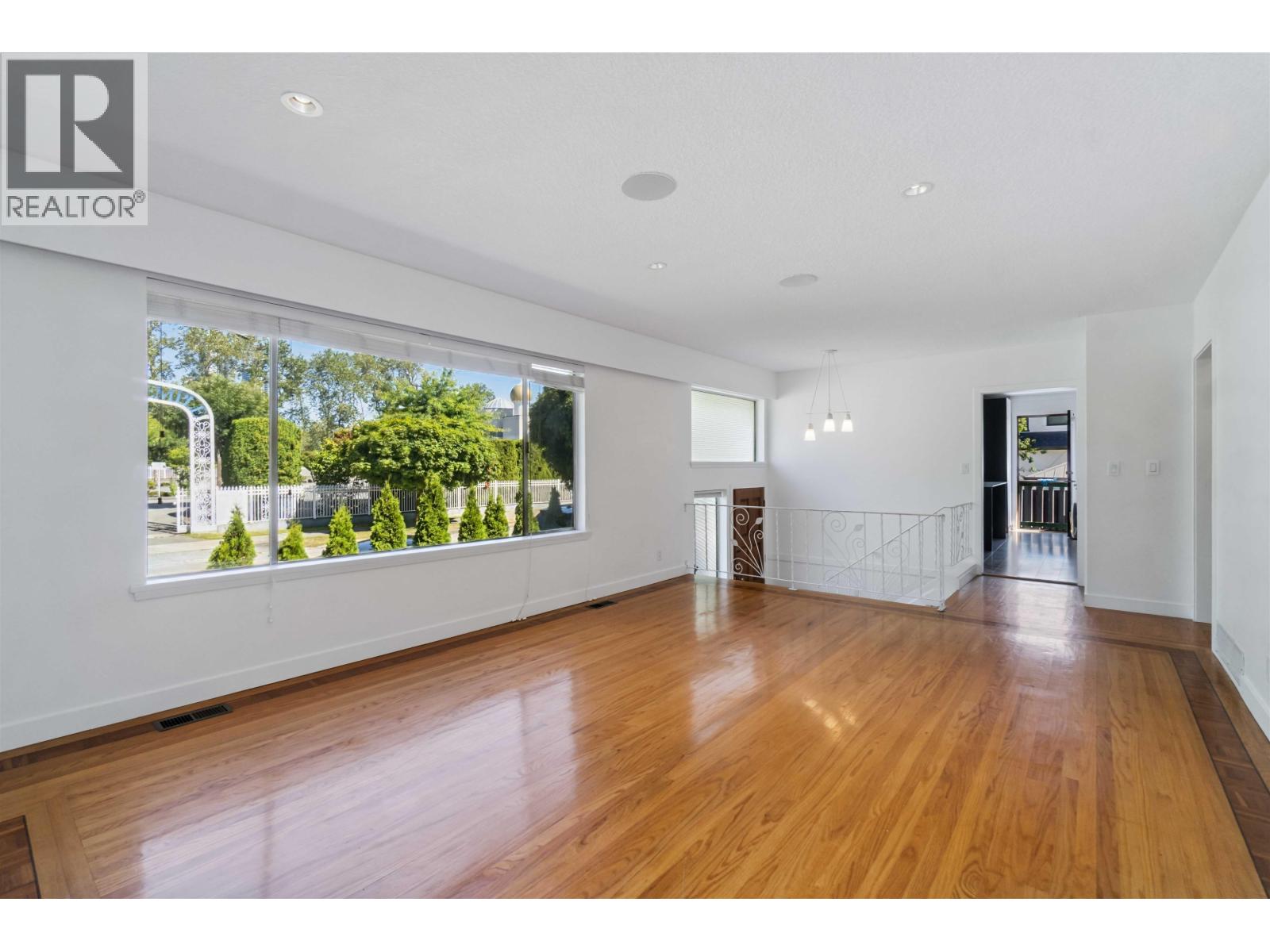 1825 Skeena Street, Vancouver, British Columbia  V5M 3Y2 - Photo 6 - R3057100