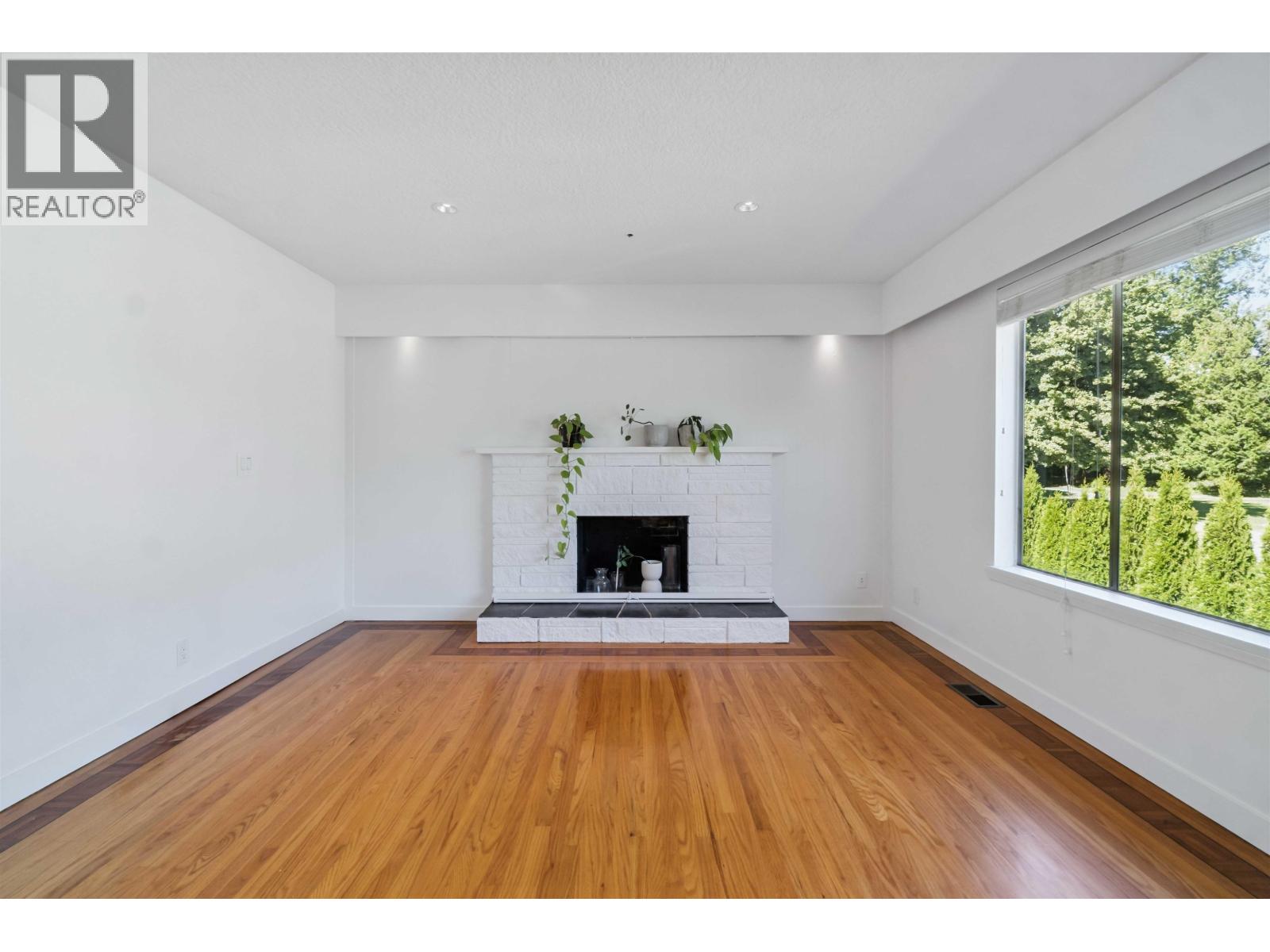 1825 Skeena Street, Vancouver, British Columbia  V5M 3Y2 - Photo 3 - R3057100