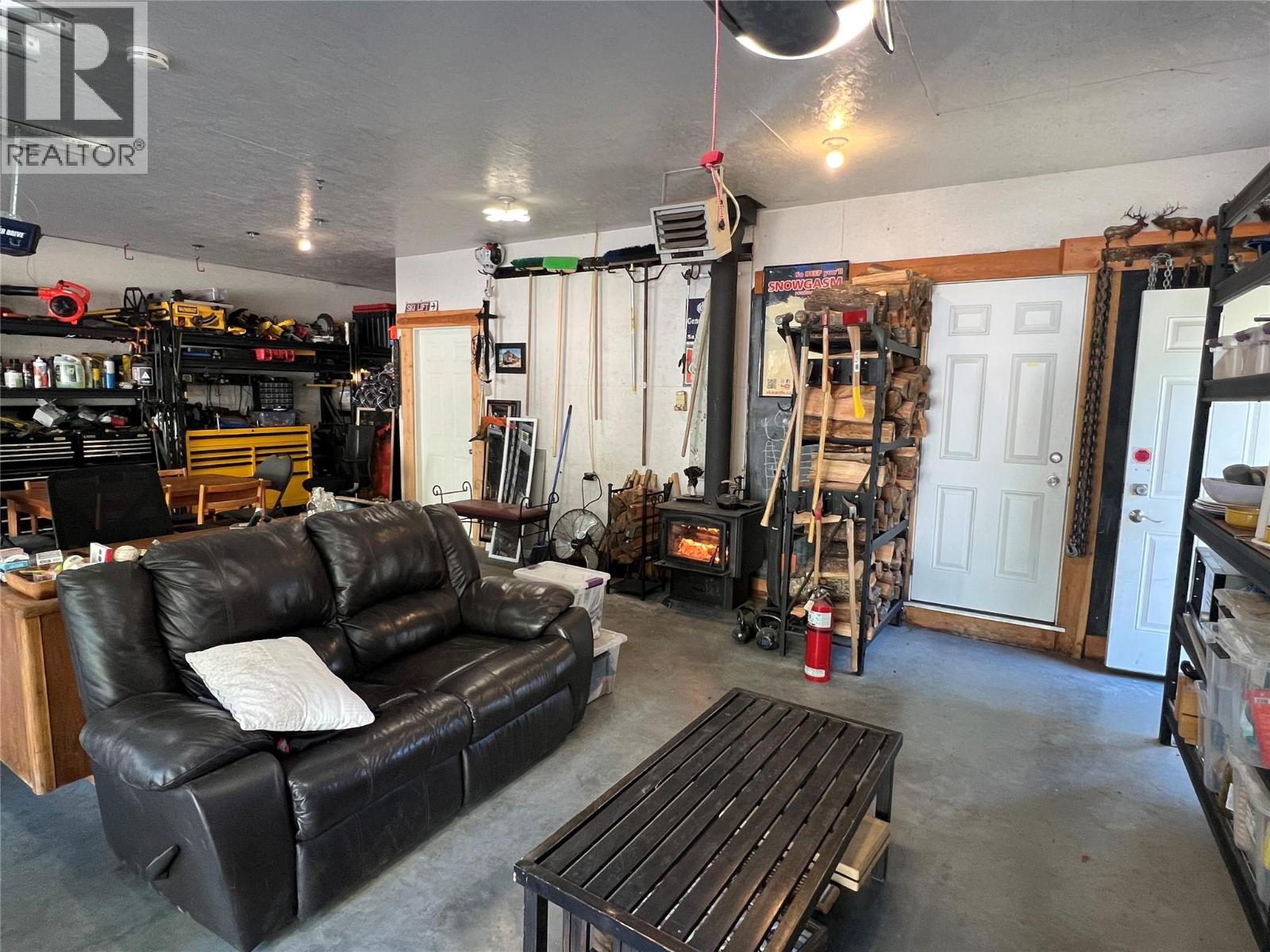 3306 Palmer Road, Baynes Lake, British Columbia  V0B 1T4 - Photo 56 - 10365727