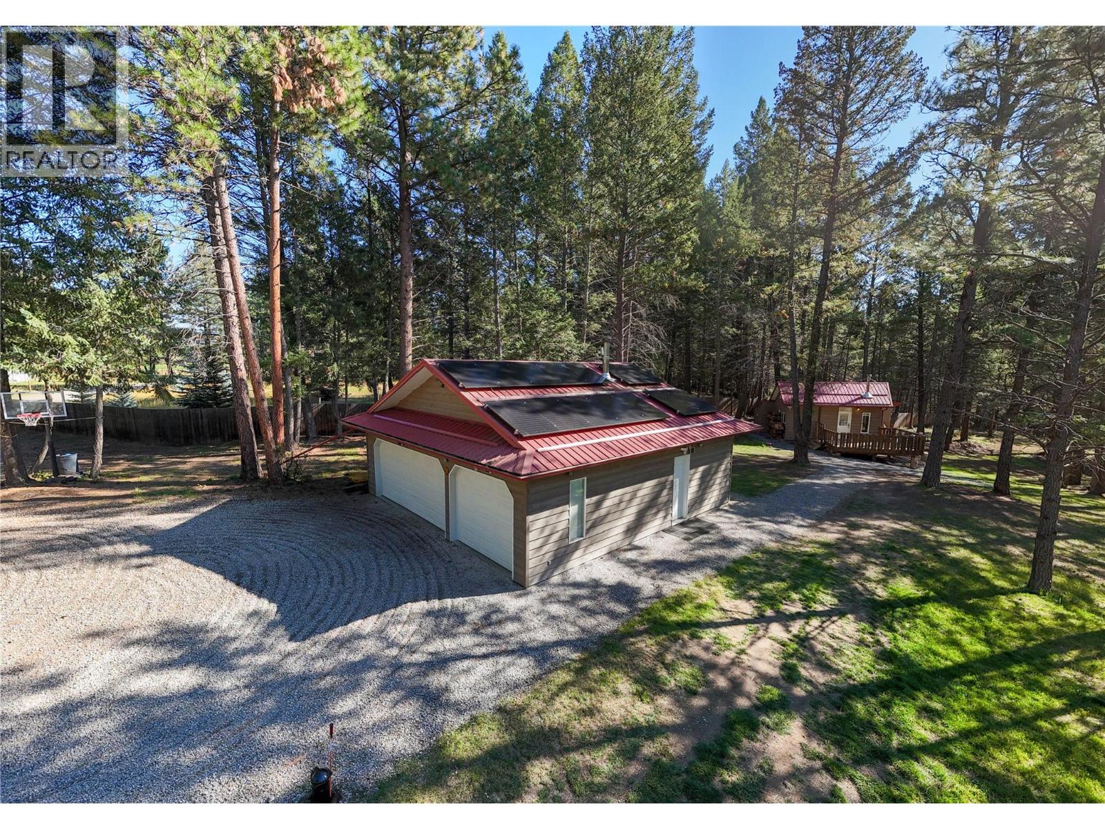 3306 PALMER Road, Baynes Lake, British Columbia