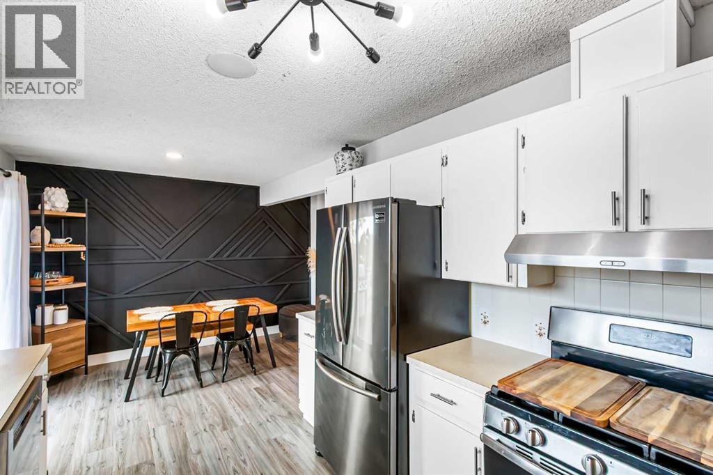 6 Mt View Close, Olds, Alberta  T4H 1B7 - Photo 14 - A2261692