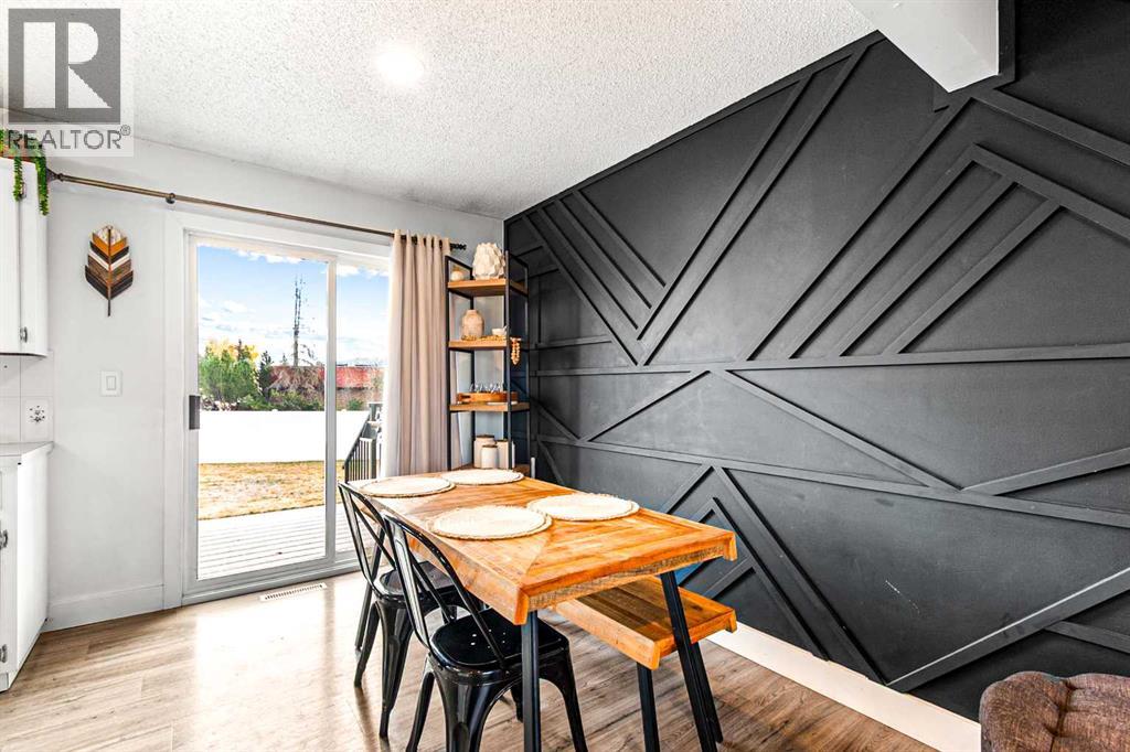 6 Mt View Close, Olds, Alberta  T4H 1B7 - Photo 10 - A2261692