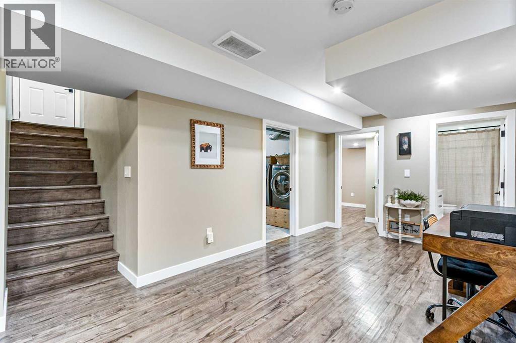 6 Mt View Close, Olds, Alberta  T4H 1B7 - Photo 22 - A2261692