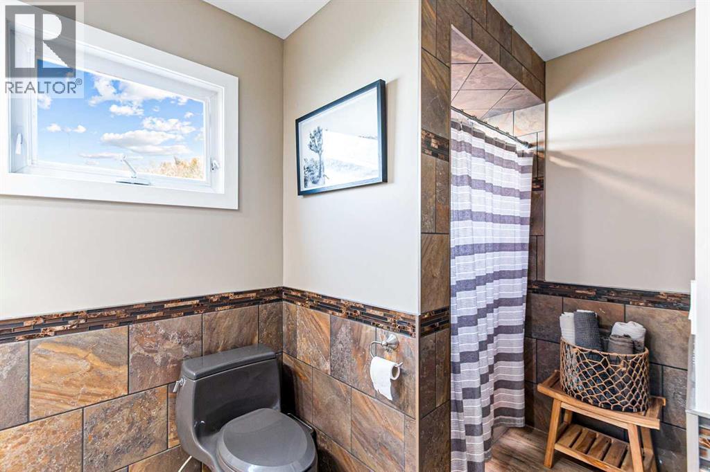 6 Mt View Close, Olds, Alberta  T4H 1B7 - Photo 18 - A2261692