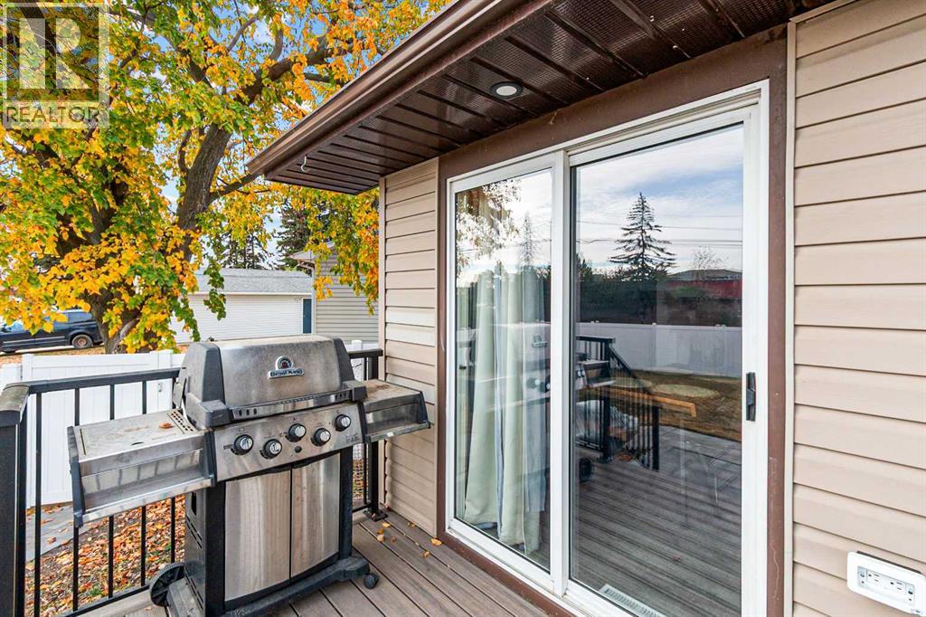 6 Mt View Close, Olds, Alberta  T4H 1B7 - Photo 38 - A2261692