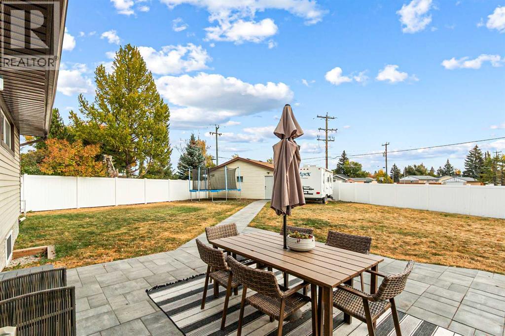 6 Mt View Close, Olds, Alberta  T4H 1B7 - Photo 37 - A2261692