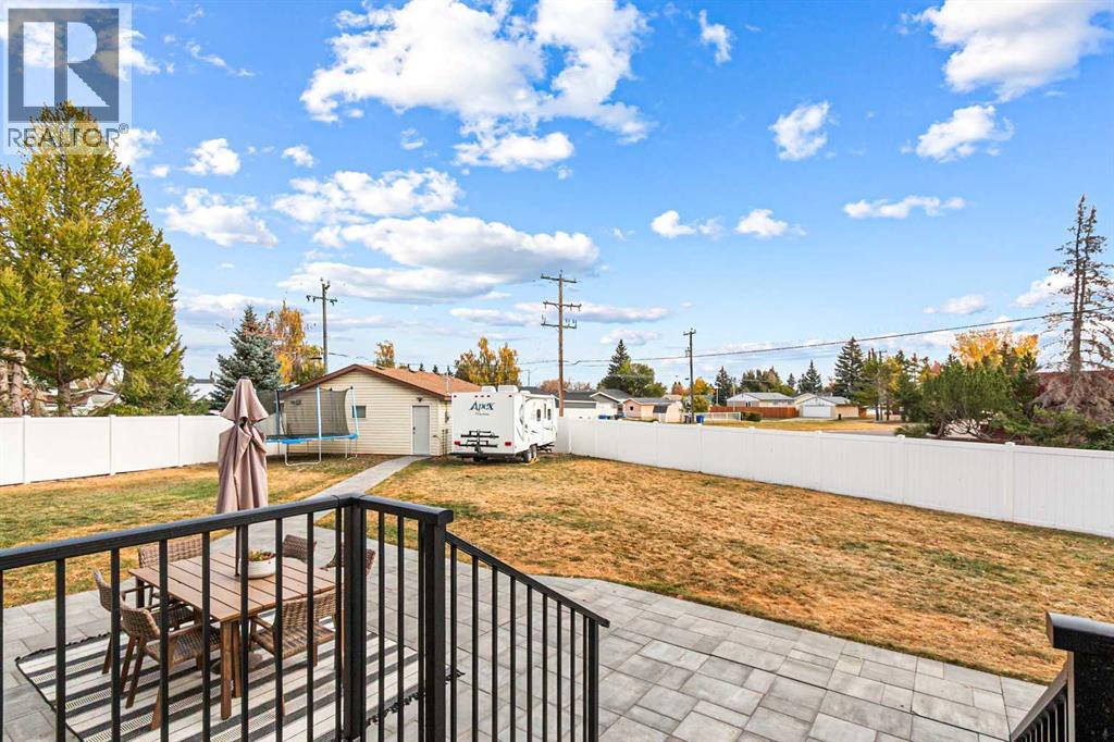 6 Mt View Close, Olds, Alberta  T4H 1B7 - Photo 39 - A2261692