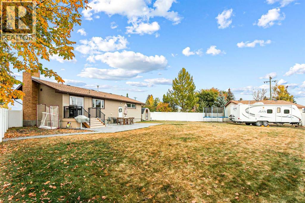 6 Mt View Close, Olds, Alberta  T4H 1B7 - Photo 33 - A2261692