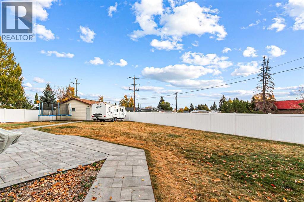 6 Mt View Close, Olds, Alberta  T4H 1B7 - Photo 32 - A2261692