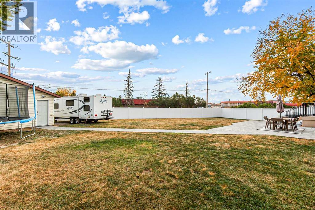 6 Mt View Close, Olds, Alberta  T4H 1B7 - Photo 35 - A2261692