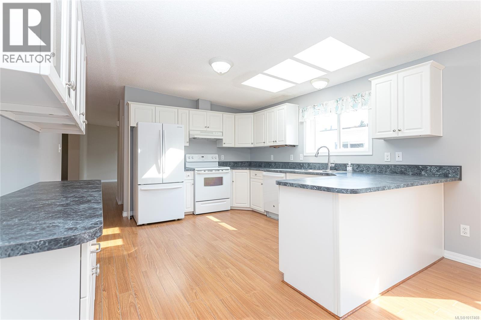 90 3835 Maplewood Dr, Nanaimo, British Columbia  V9T 6B9 - Photo 13 - 1017468