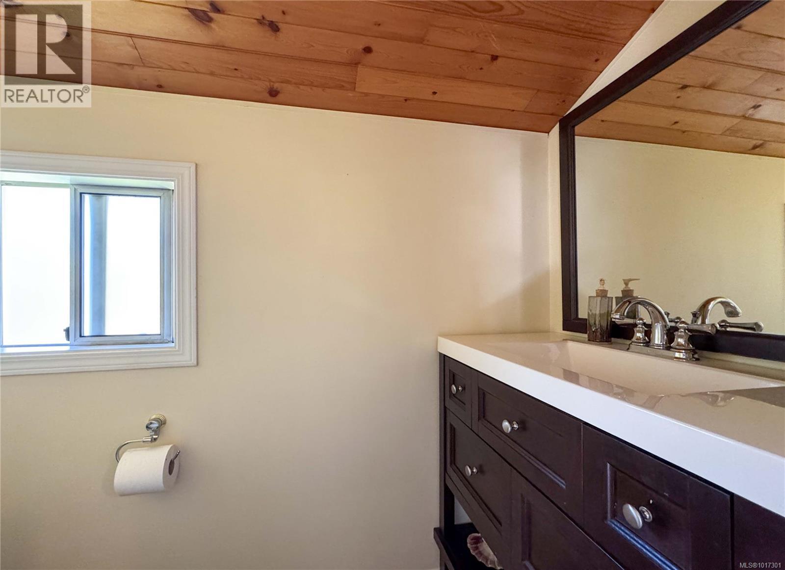 1712 Tashtego Cres, Gabriola Island, British Columbia  V0R 1X5 - Photo 31 - 1017301