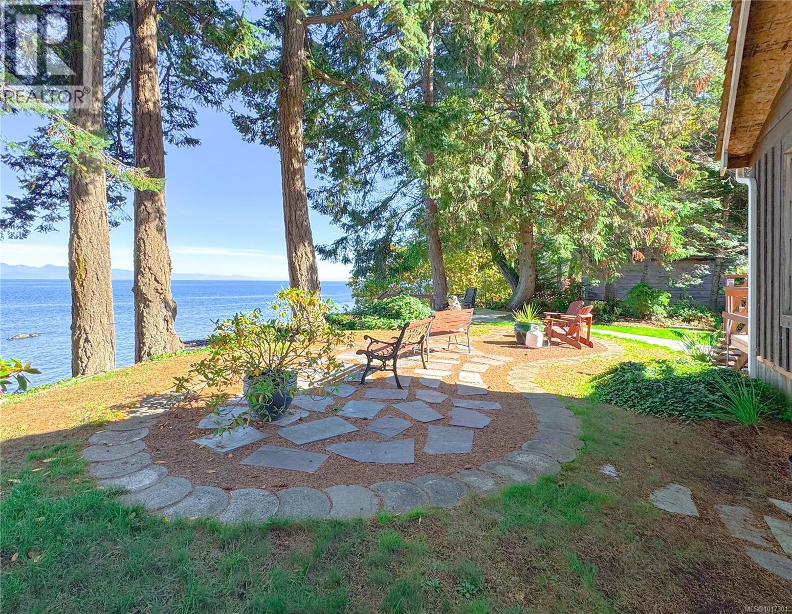 1712 Tashtego Cres, Gabriola Island, British Columbia  V0R 1X5 - Photo 33 - 1017301