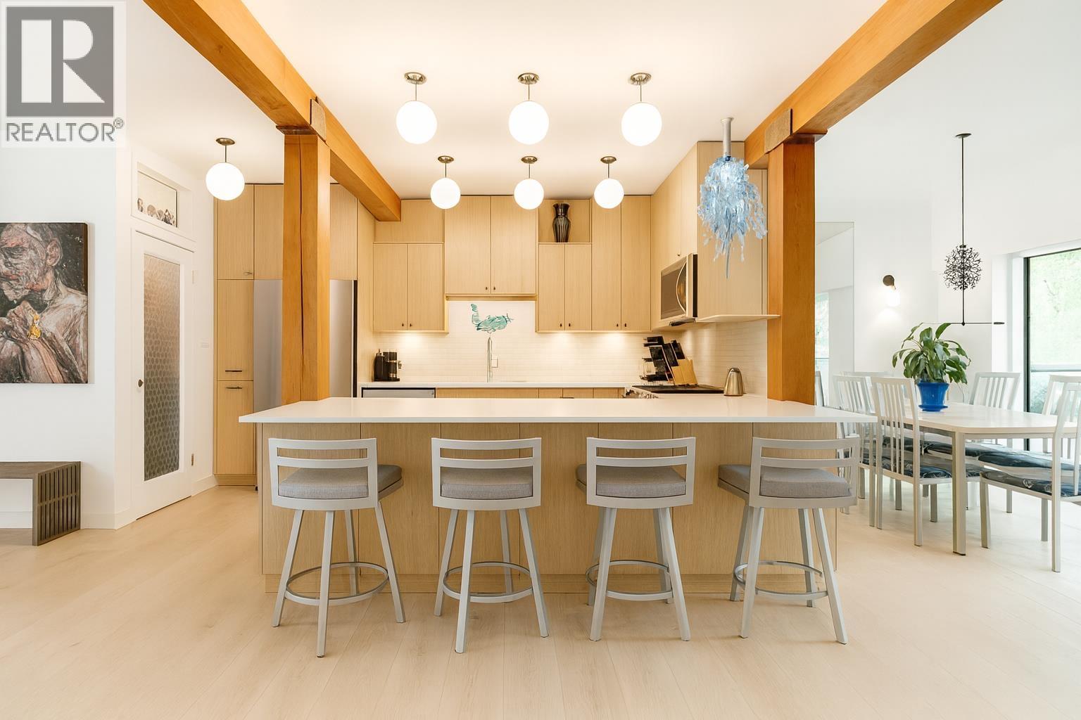 202 1535 Nelson Street, Vancouver, British Columbia  V6G 1M2 - Photo 1 - R3035787