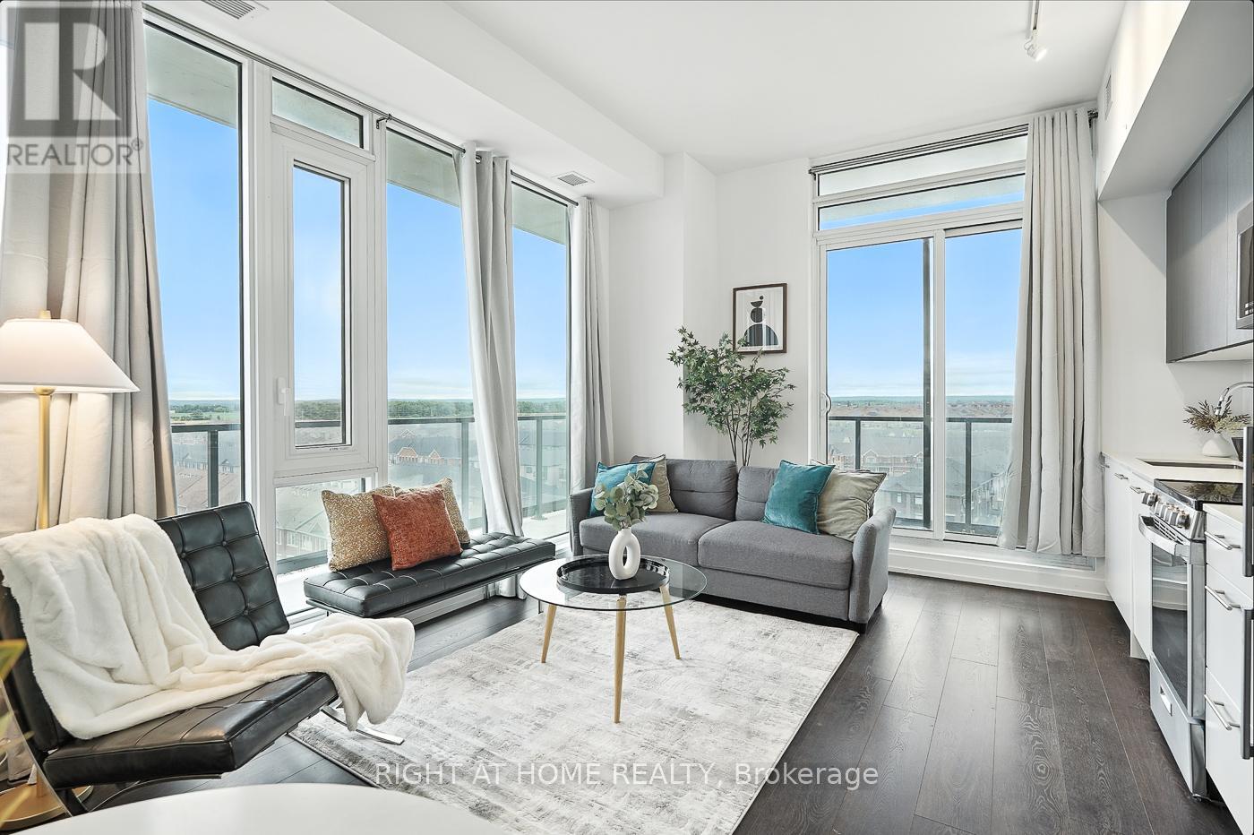 803 - 215 Veterans Drive S, Brampton, Ontario  L7A 4S6 - Photo 12 - W12461437