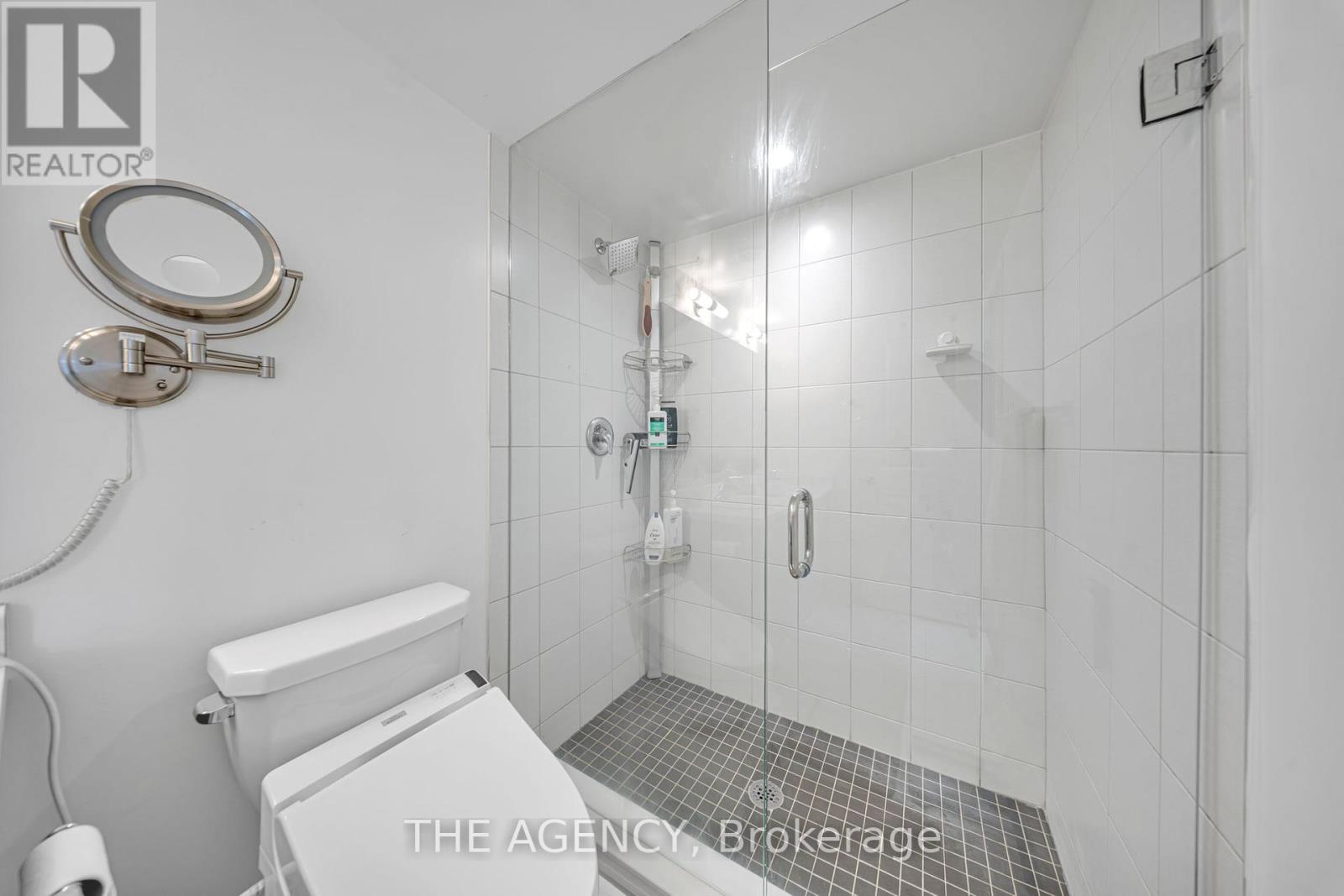 10 - 2212 Bromsgrove Road, Mississauga, Ontario  L5J 1L4 - Photo 27 - W12461445