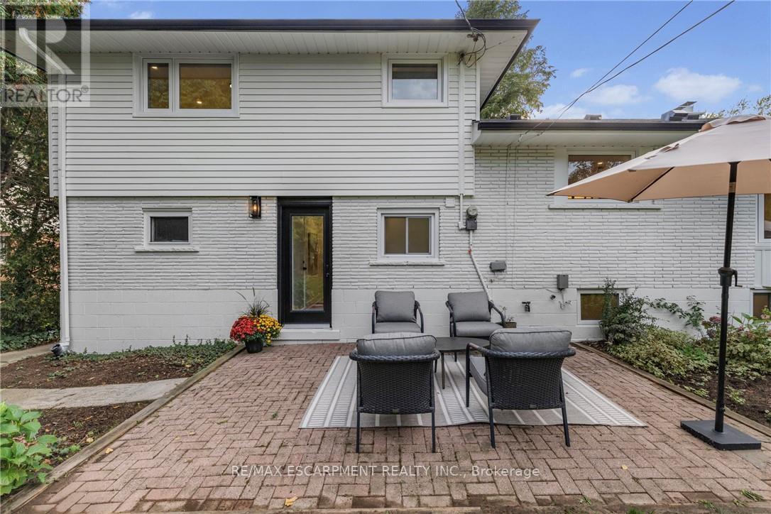 257 Strathcona Drive, Burlington, Ontario  L7L 2C9 - Photo 44 - W12461448