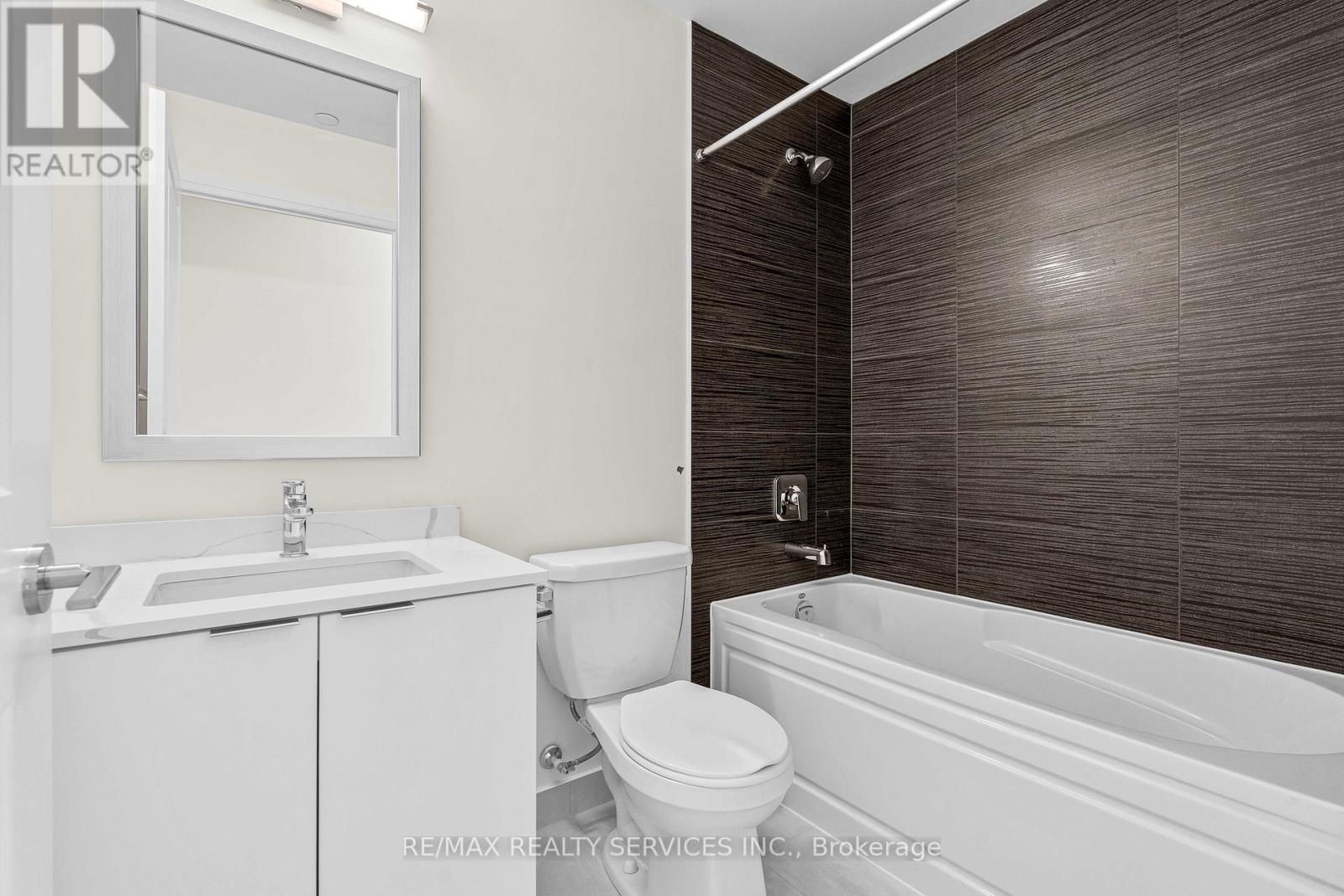 2601 - 15 Watergarden Drive, Mississauga, Ontario  L5R 0H4 - Photo 10 - W12461454