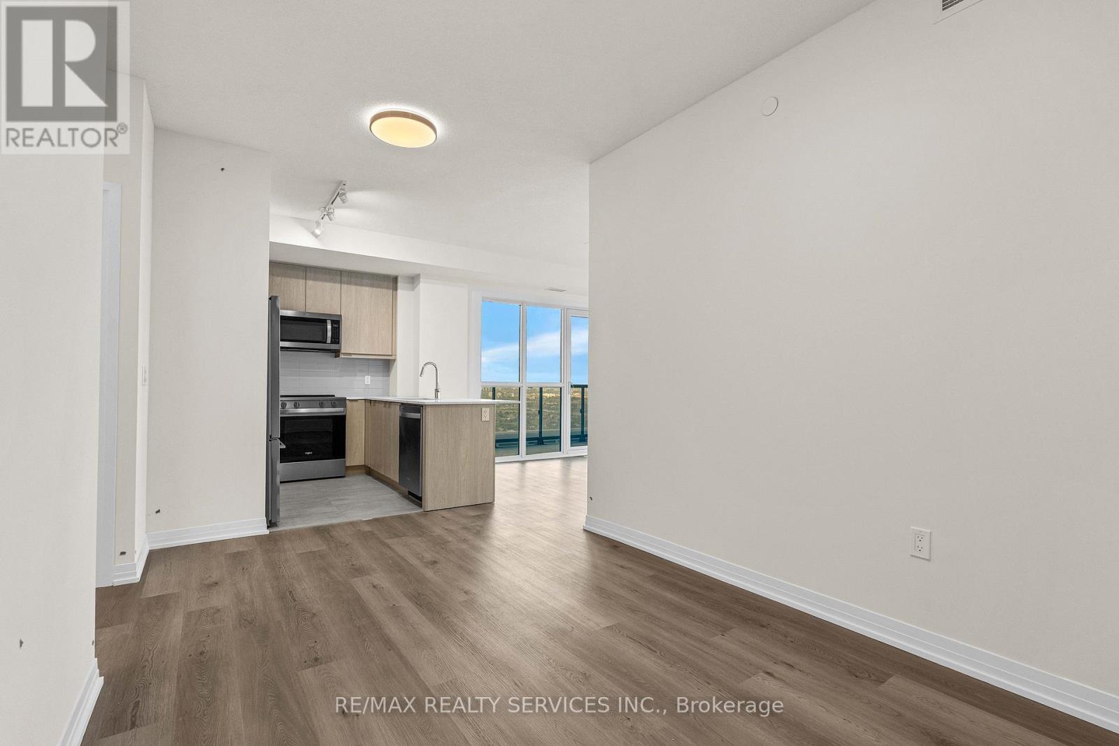 2601 - 15 Watergarden Drive, Mississauga, Ontario  L5R 0H4 - Photo 14 - W12461454