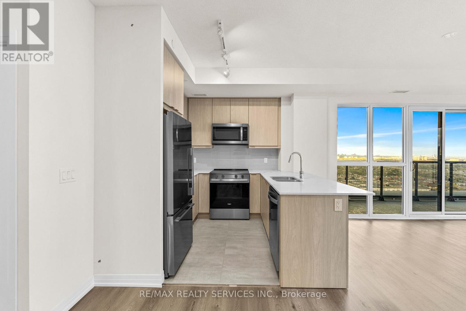 2601 - 15 Watergarden Drive, Mississauga, Ontario  L5R 0H4 - Photo 21 - W12461454