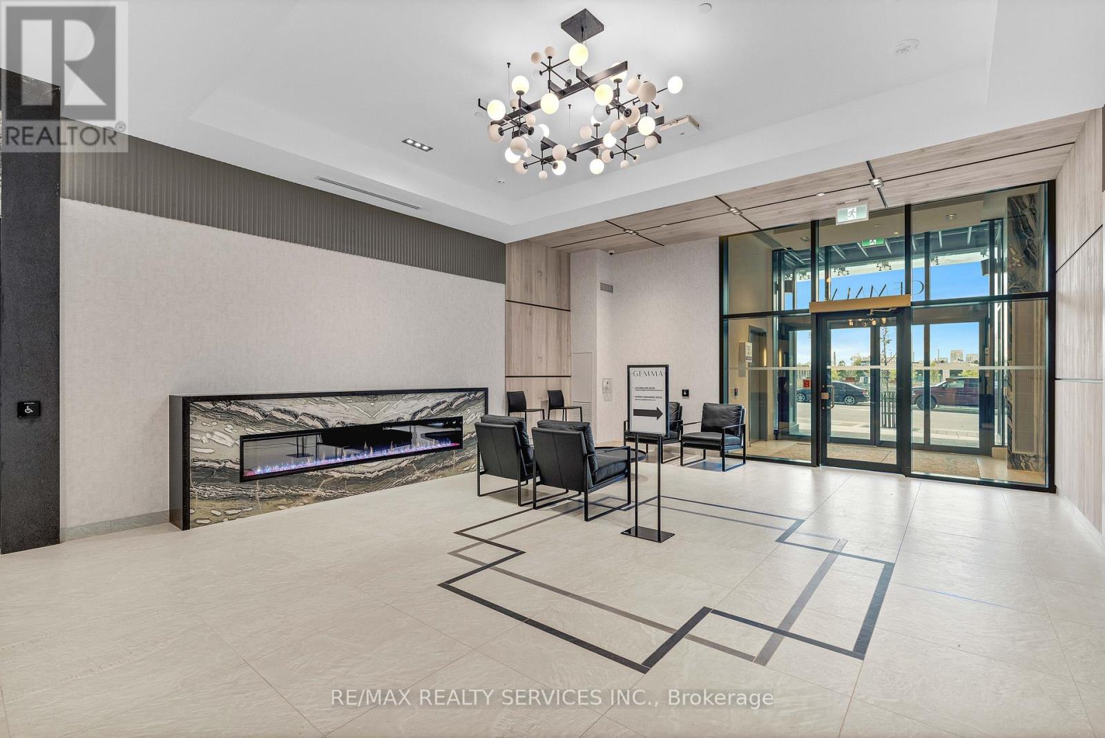2601 - 15 Watergarden Drive, Mississauga, Ontario  L5R 0H4 - Photo 5 - W12461454