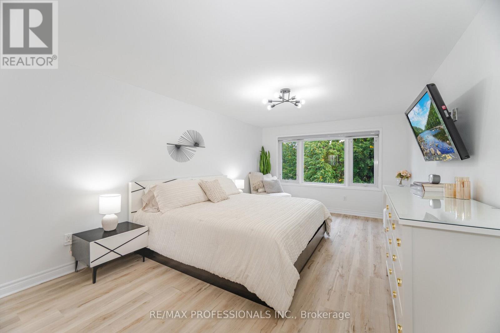 102 Tanager Square, Brampton, Ontario  L6Z 1X2 - Photo 24 - W12461466