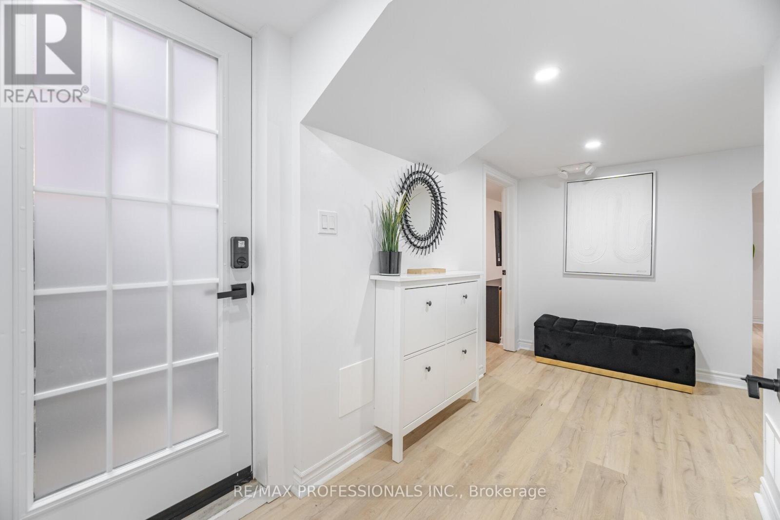 102 Tanager Square, Brampton, Ontario  L6Z 1X2 - Photo 44 - W12461466