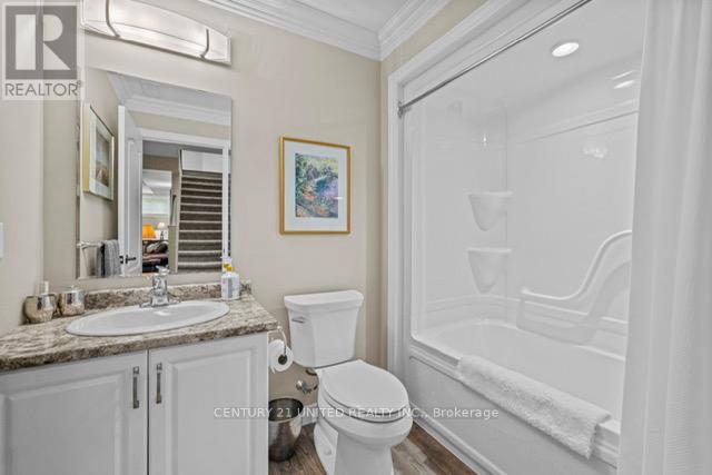 160 - 301 Carnegie Avenue, Peterborough (Northcrest Ward 5), Ontario  K9L 0E9 - Photo 22 - X12366899