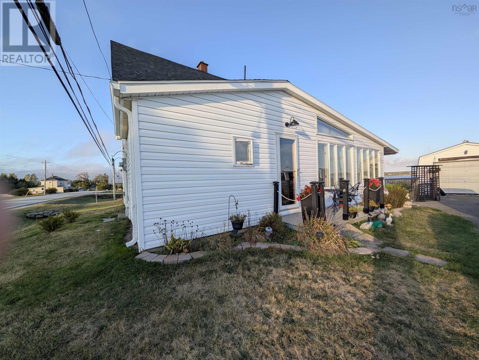 637 Highway 335, West Pubnico, Nova Scotia