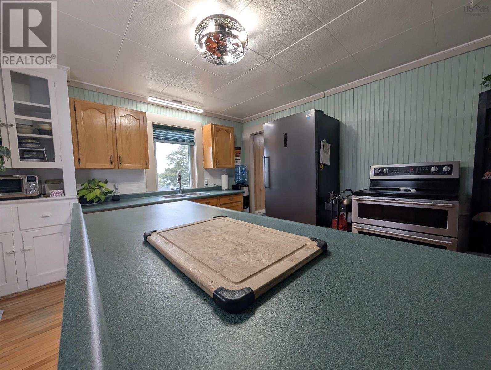 637 Highway 335, West Pubnico, Nova Scotia  B0W 3S0 - Photo 16 - 202525787