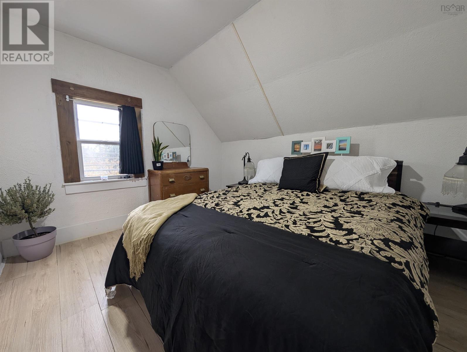 637 Highway 335, West Pubnico, Nova Scotia  B0W 3S0 - Photo 34 - 202525787