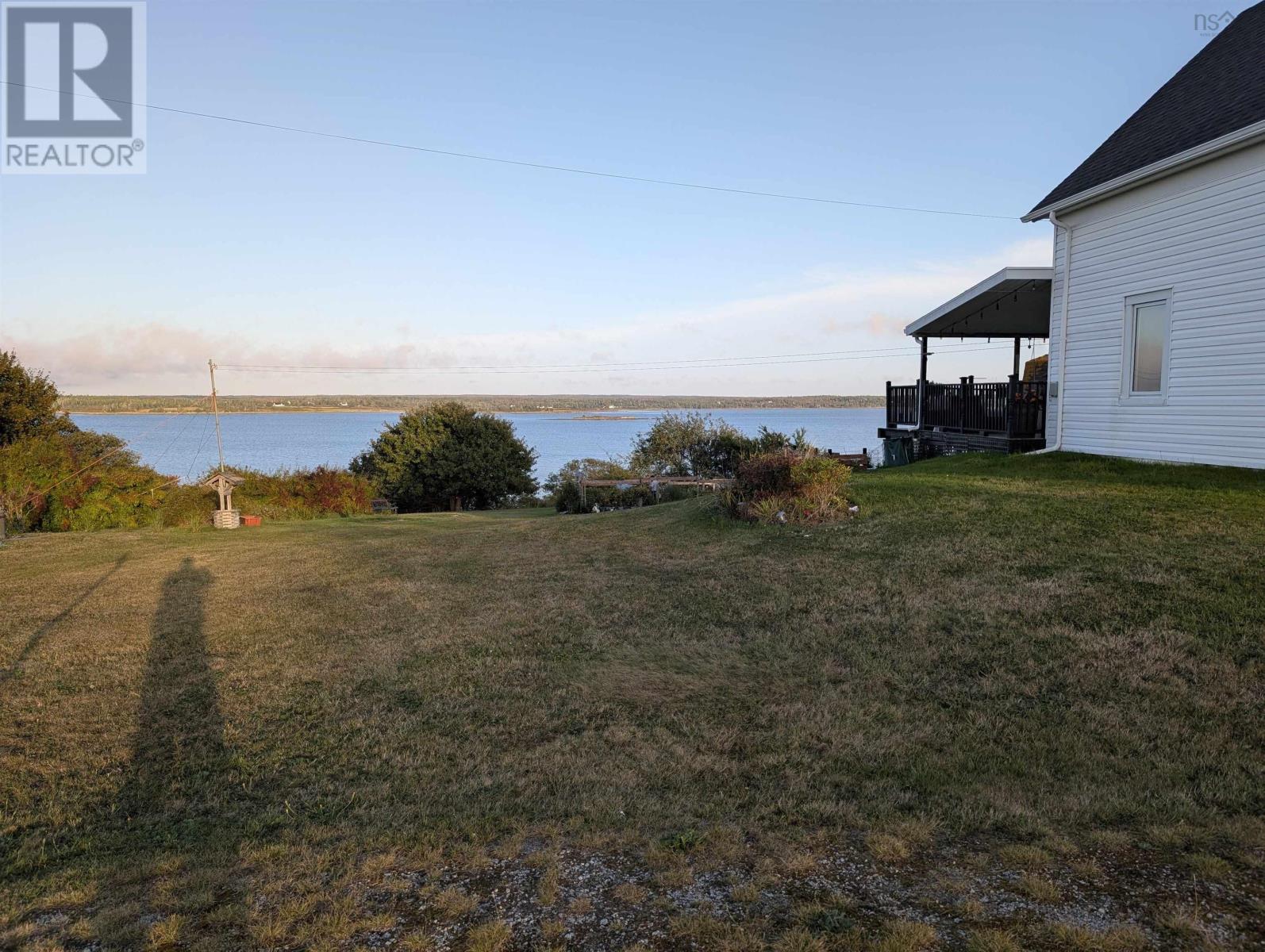 637 Highway 335, West Pubnico, Nova Scotia  B0W 3S0 - Photo 4 - 202525787