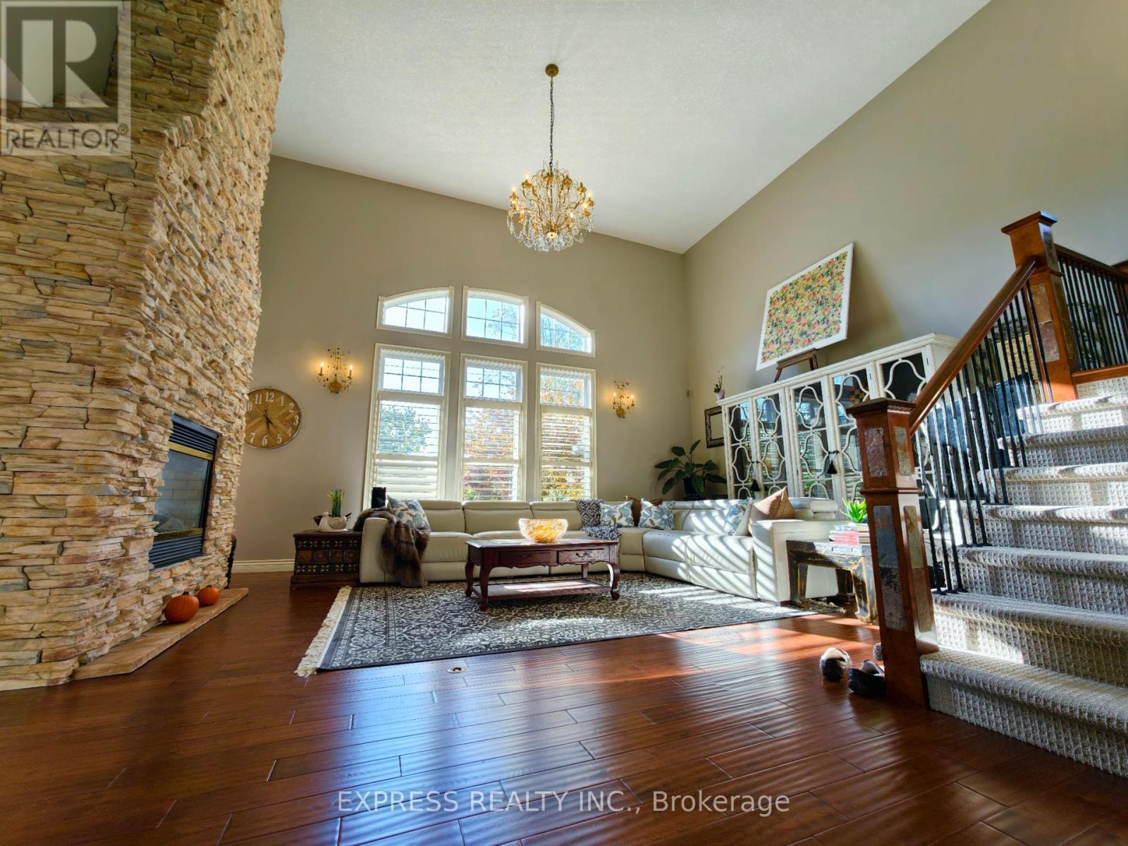 225 Terrace Wood Crescent, Kitchener, Ontario  N2P 2T3 - Photo 11 - X12461404