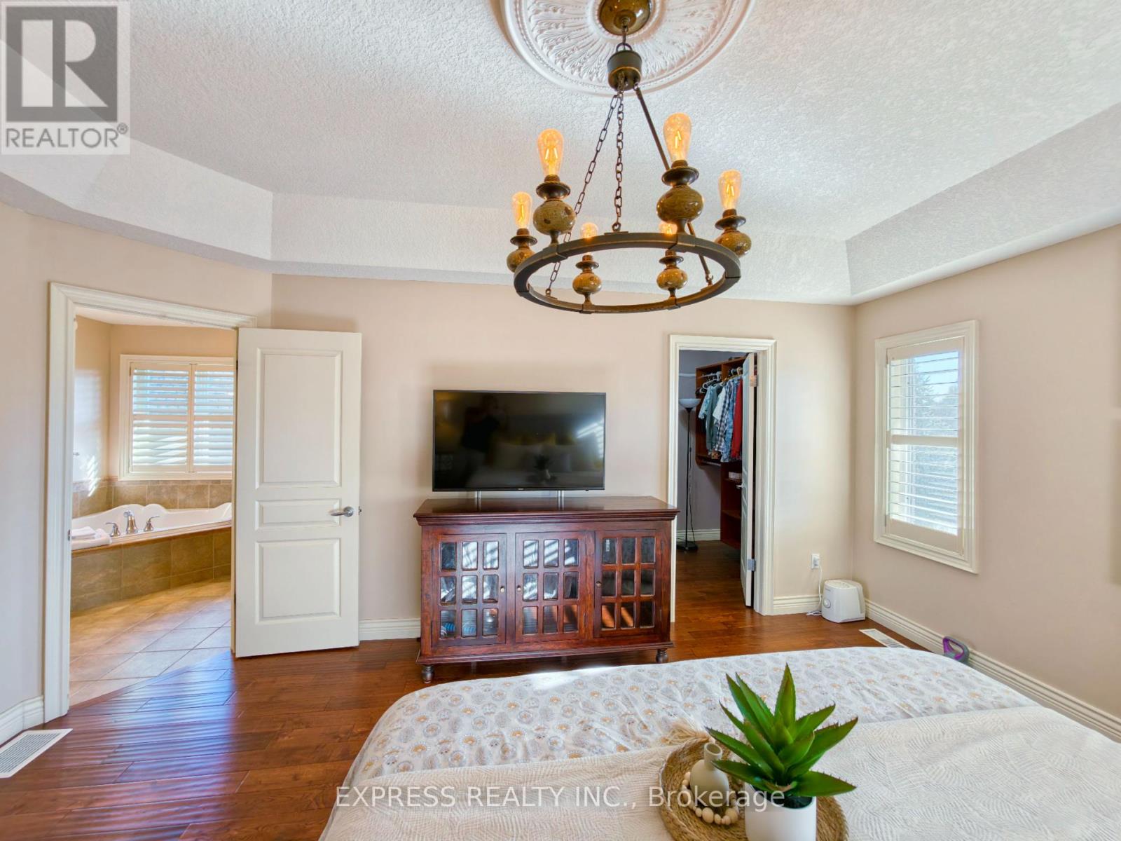 225 Terrace Wood Crescent, Kitchener, Ontario  N2P 2T3 - Photo 27 - X12461404