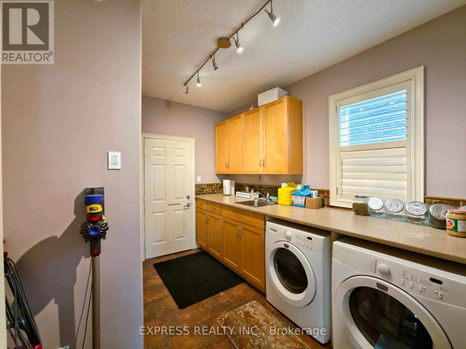 225 Terrace Wood Crescent, Kitchener, Ontario  N2P 2T3 - Photo 45 - X12461404