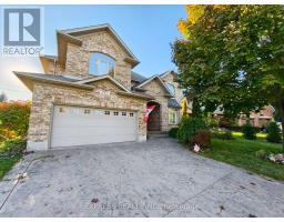225 TERRACE WOOD CRESCENT, Kitchener, Ontario