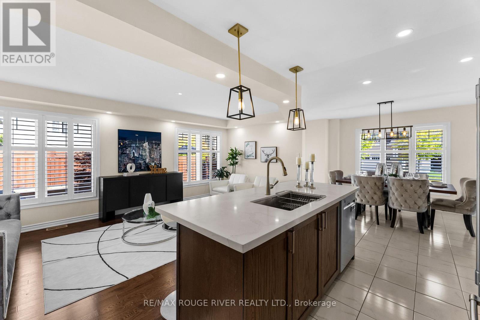 326 Seabrook Drive, Kitchener, Ontario  N2R 0L8 - Photo 12 - X12461413