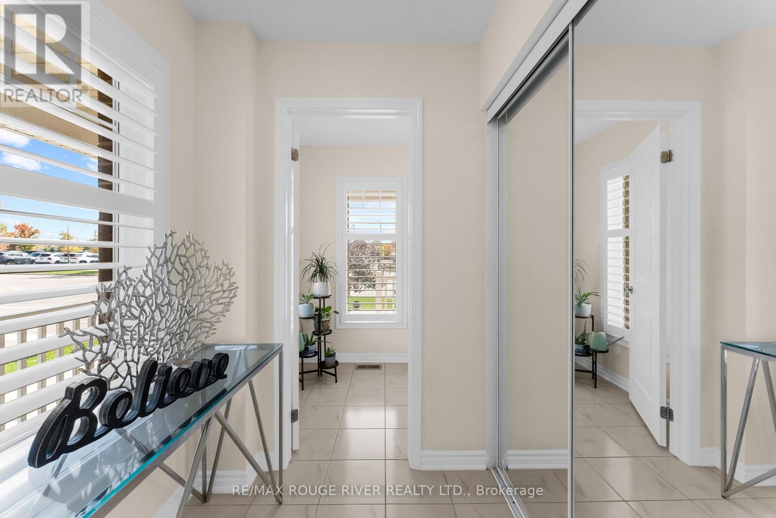 326 Seabrook Drive, Kitchener, Ontario  N2R 0L8 - Photo 15 - X12461413
