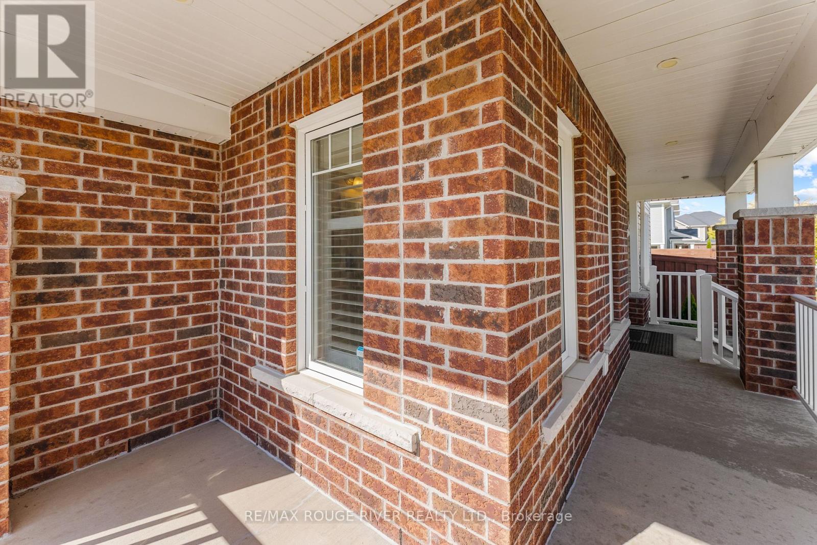 326 Seabrook Drive, Kitchener, Ontario  N2R 0L8 - Photo 5 - X12461413